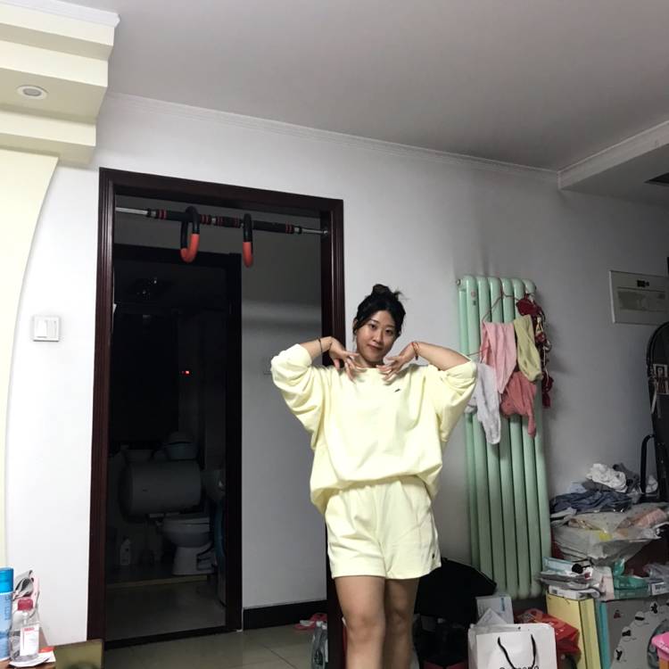 爱吃糖的酥的照片