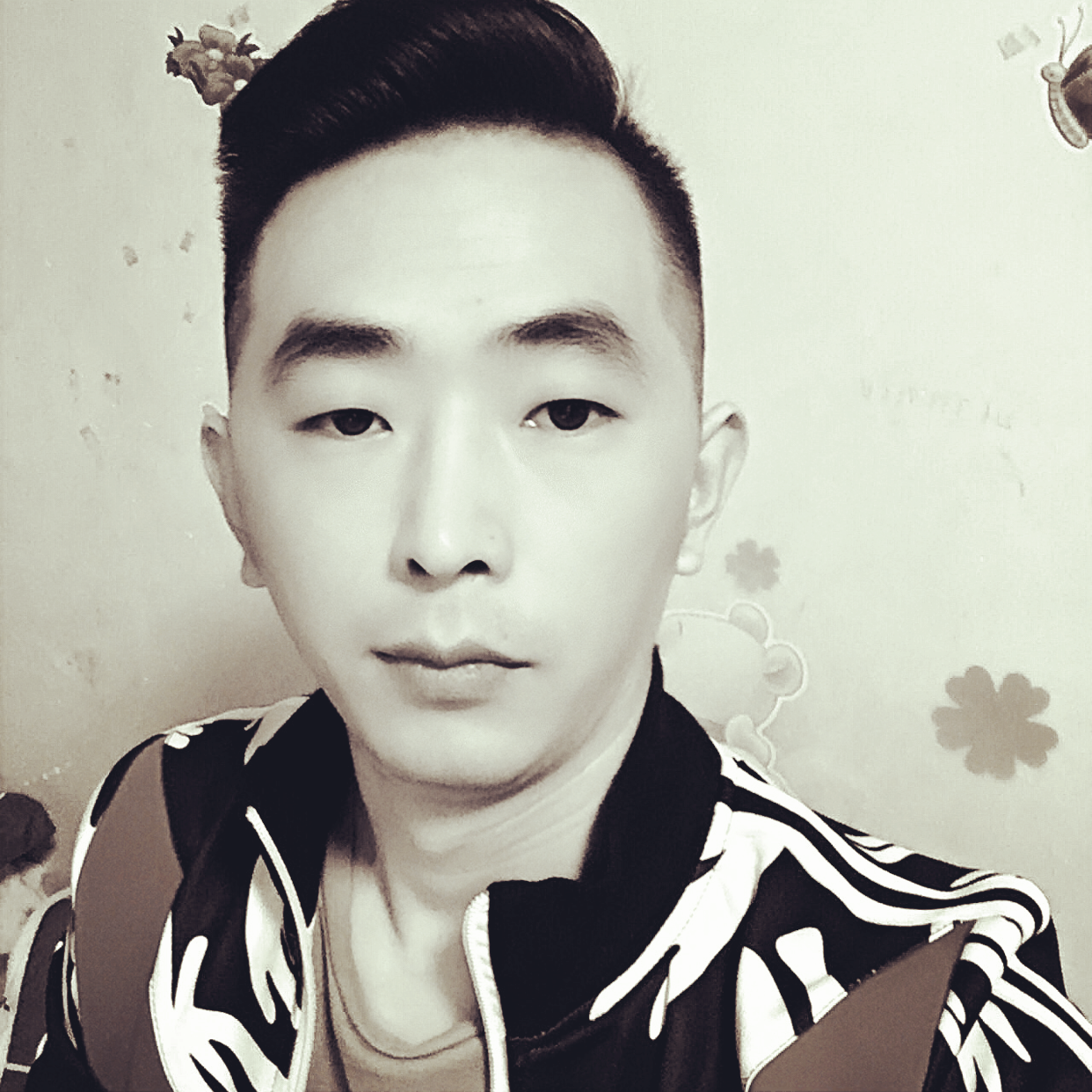 大胆相许白开水的照片