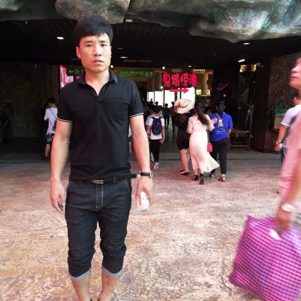 一直在找一个你的照片