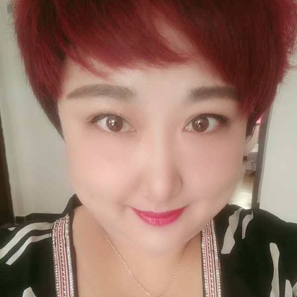 颖爱元的照片
