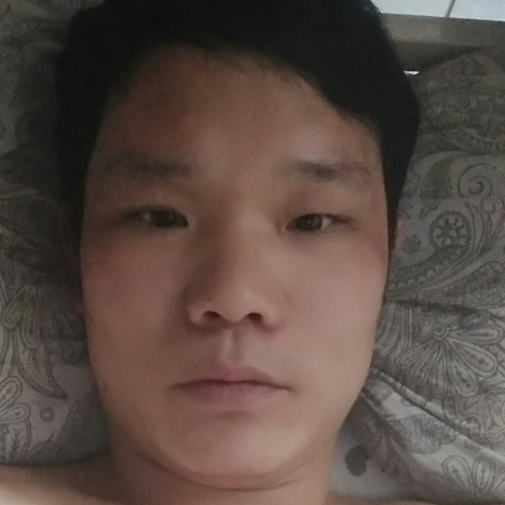 真男人欧巴的照片