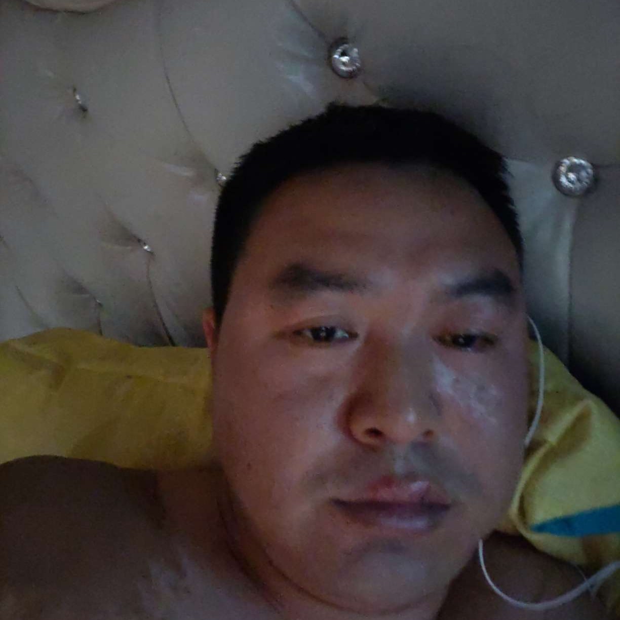 喜悦浅吻如梦的照片