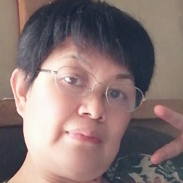 灰色的毛线的照片