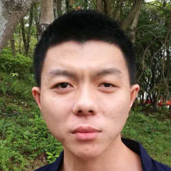 酸奶用痴情的照片