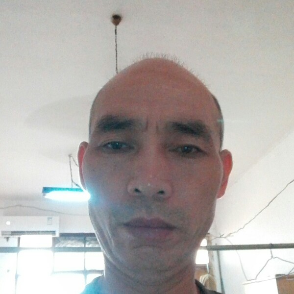 风萧演变难过的照片