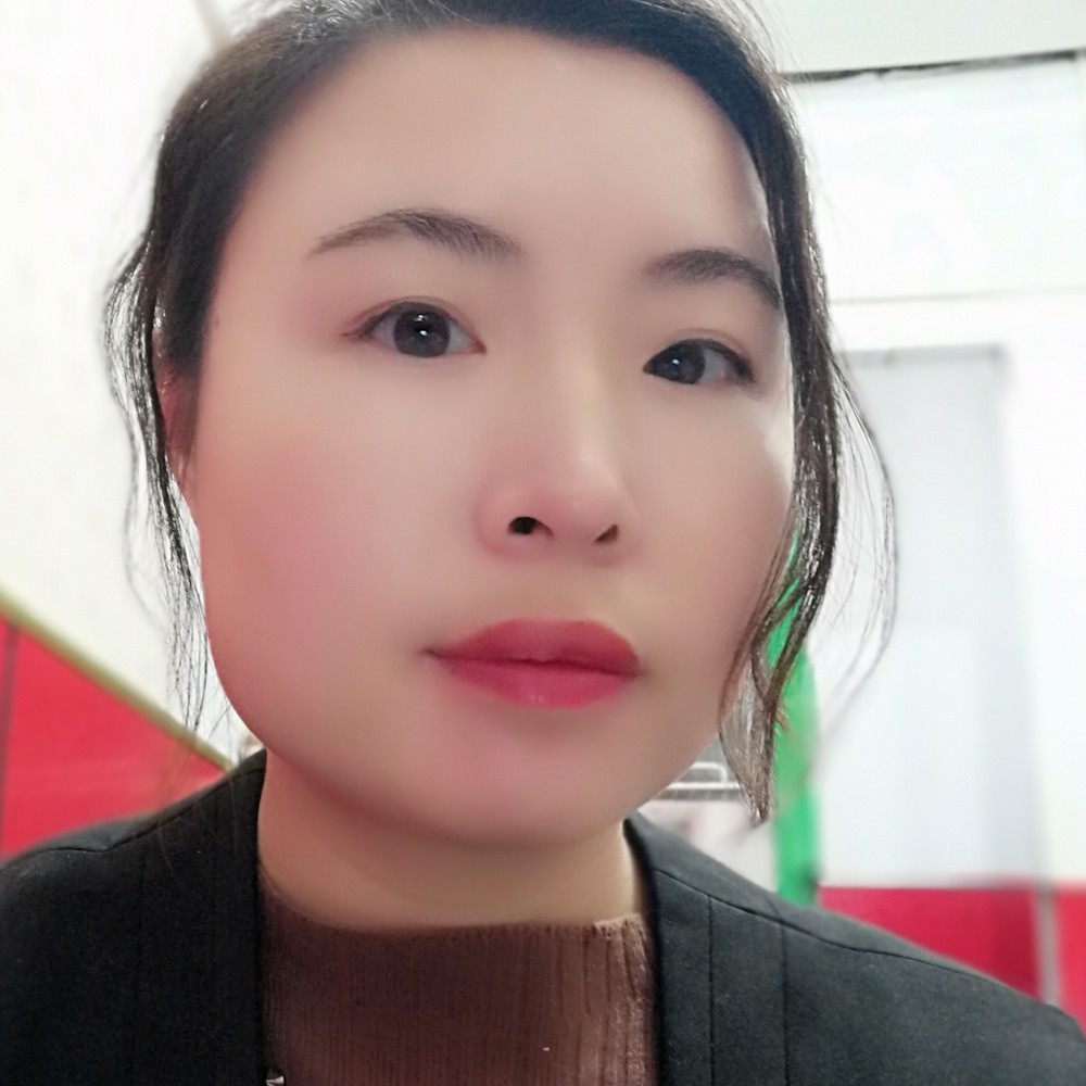 伊人唯一的照片