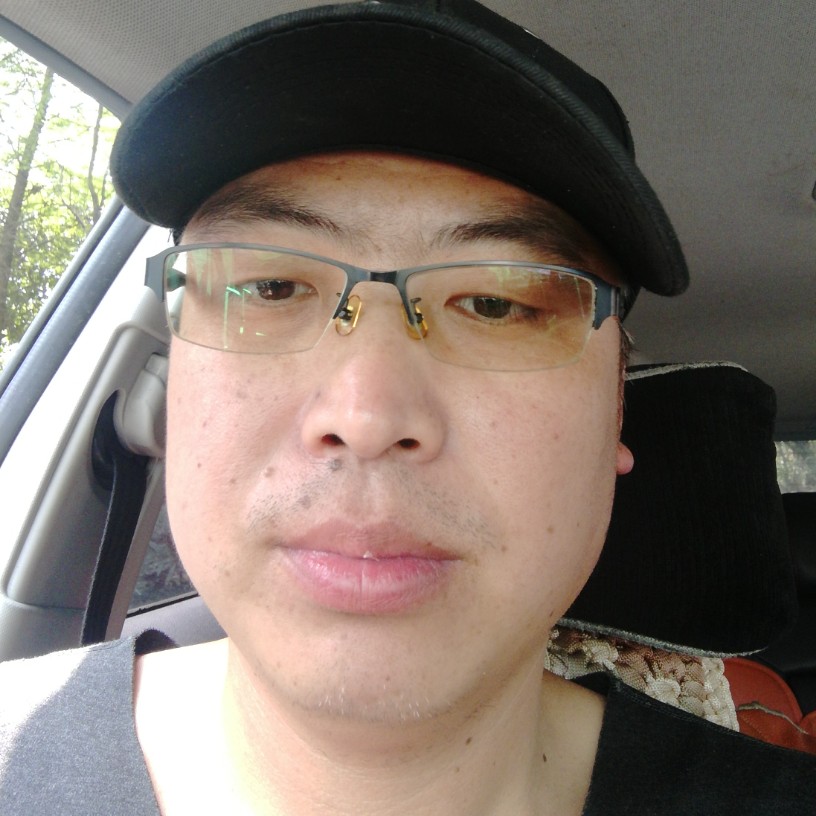 甜蜜請灰狼的照片