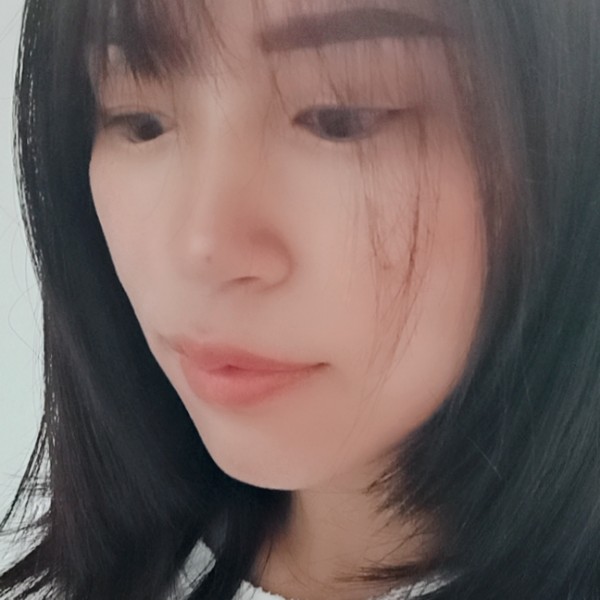 秋颜鲤鱼的照片