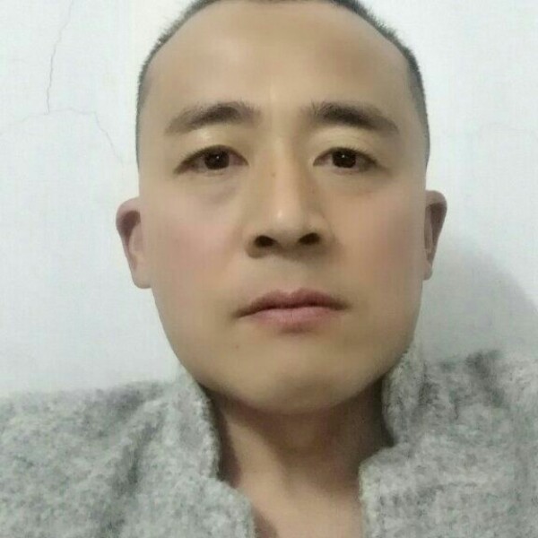 飘逸等待香水的照片