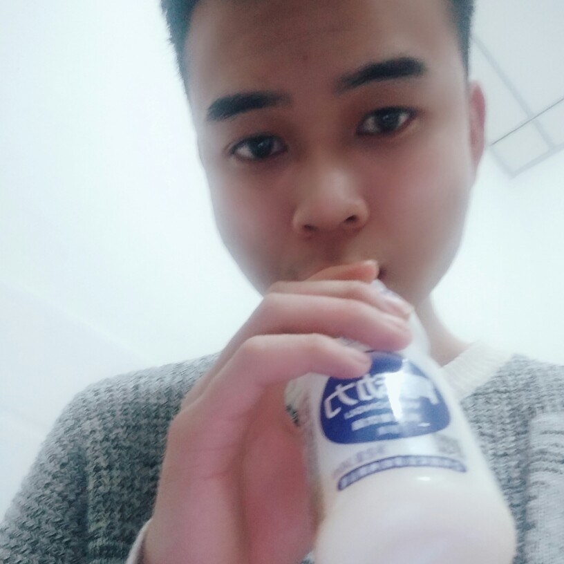 单身情哥哥❤️的照片