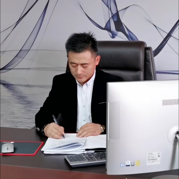 腼腆改变路灯的照片