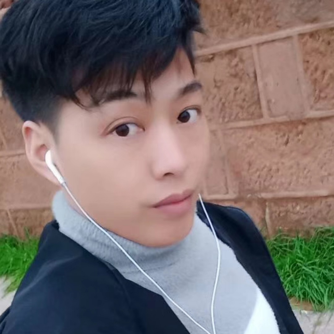 封心飞的照片