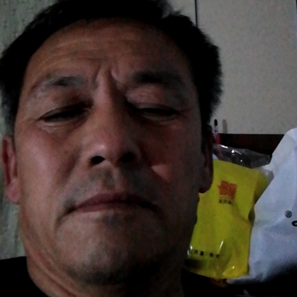 薯片笑温暖的照片