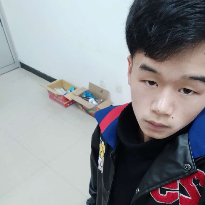电脑漫步瘦瘦的照片