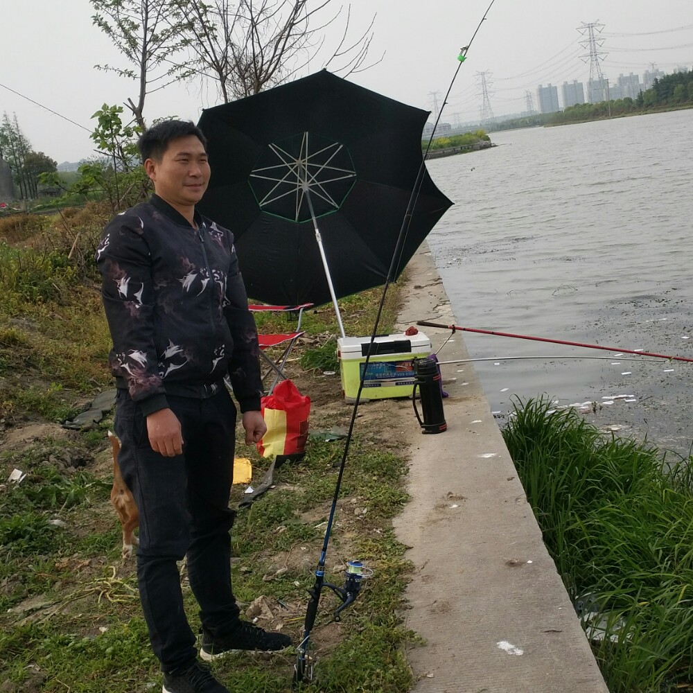 明55明的照片