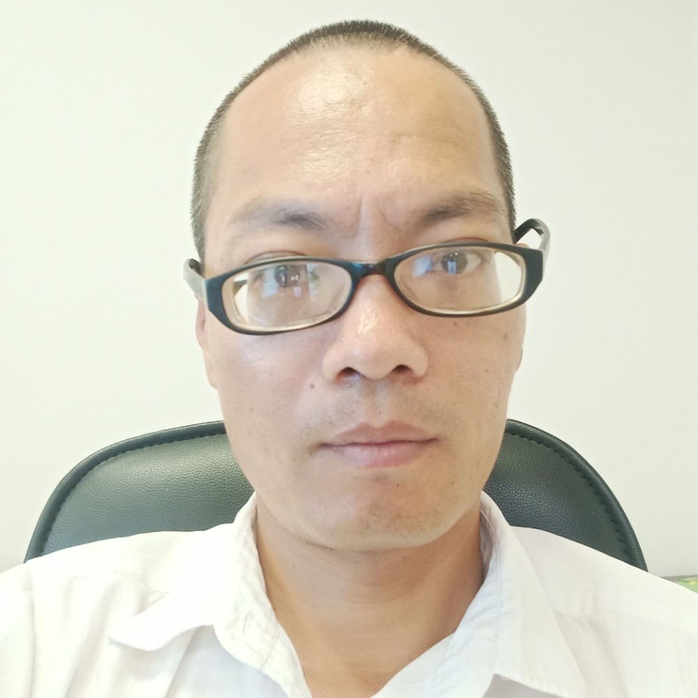 独坐深山的照片