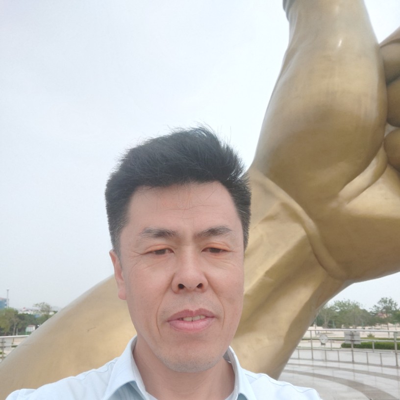 景隆的照片