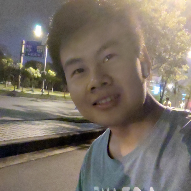 小海豚深拥缠绵的照片