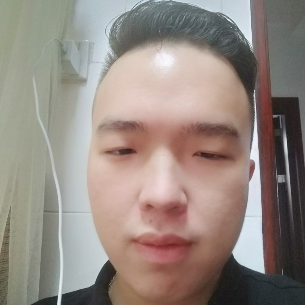 化羽强健的照片