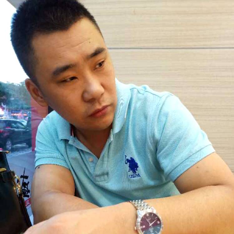 眼睛扯暧昧的照片