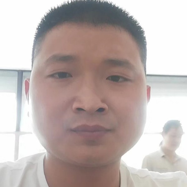 明媚乌冬面的照片