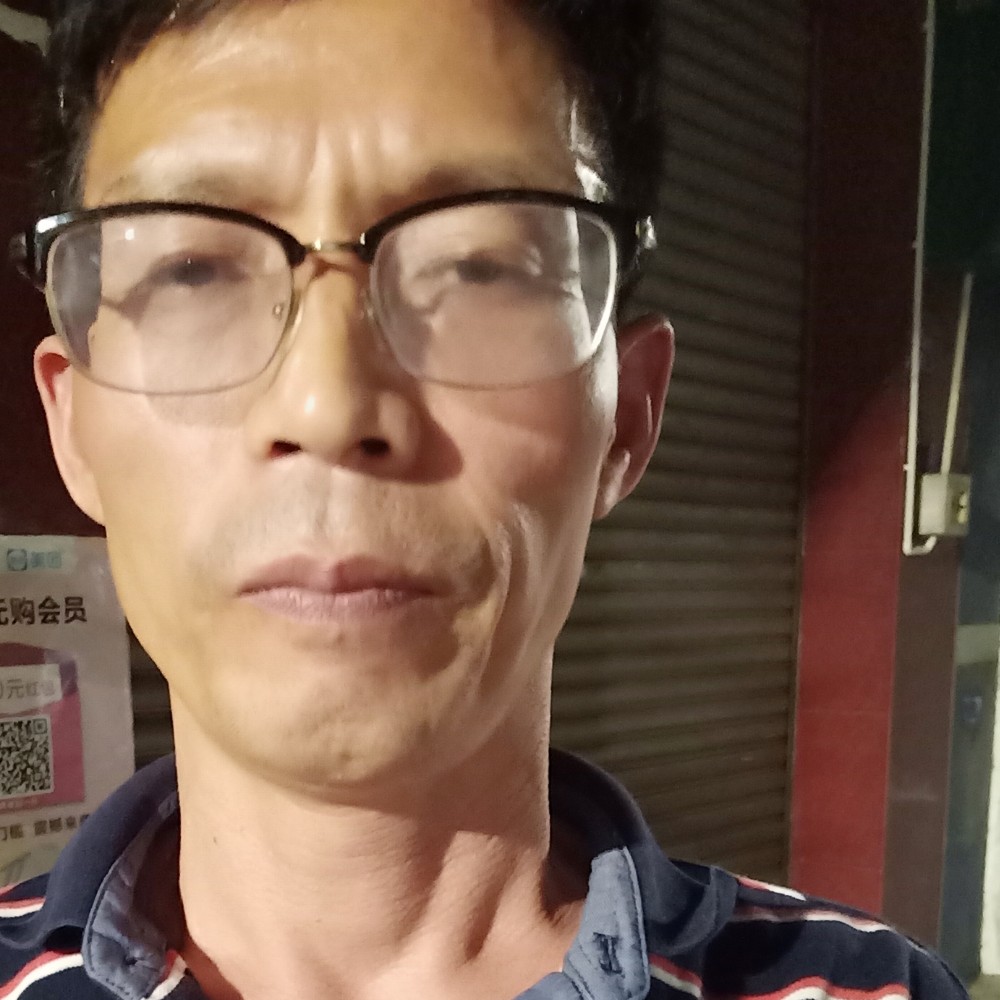 妩媚挽手凉笙的照片