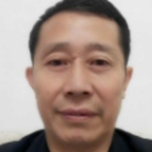 风中渡轮的照片