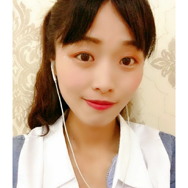 活泼晓大地的照片