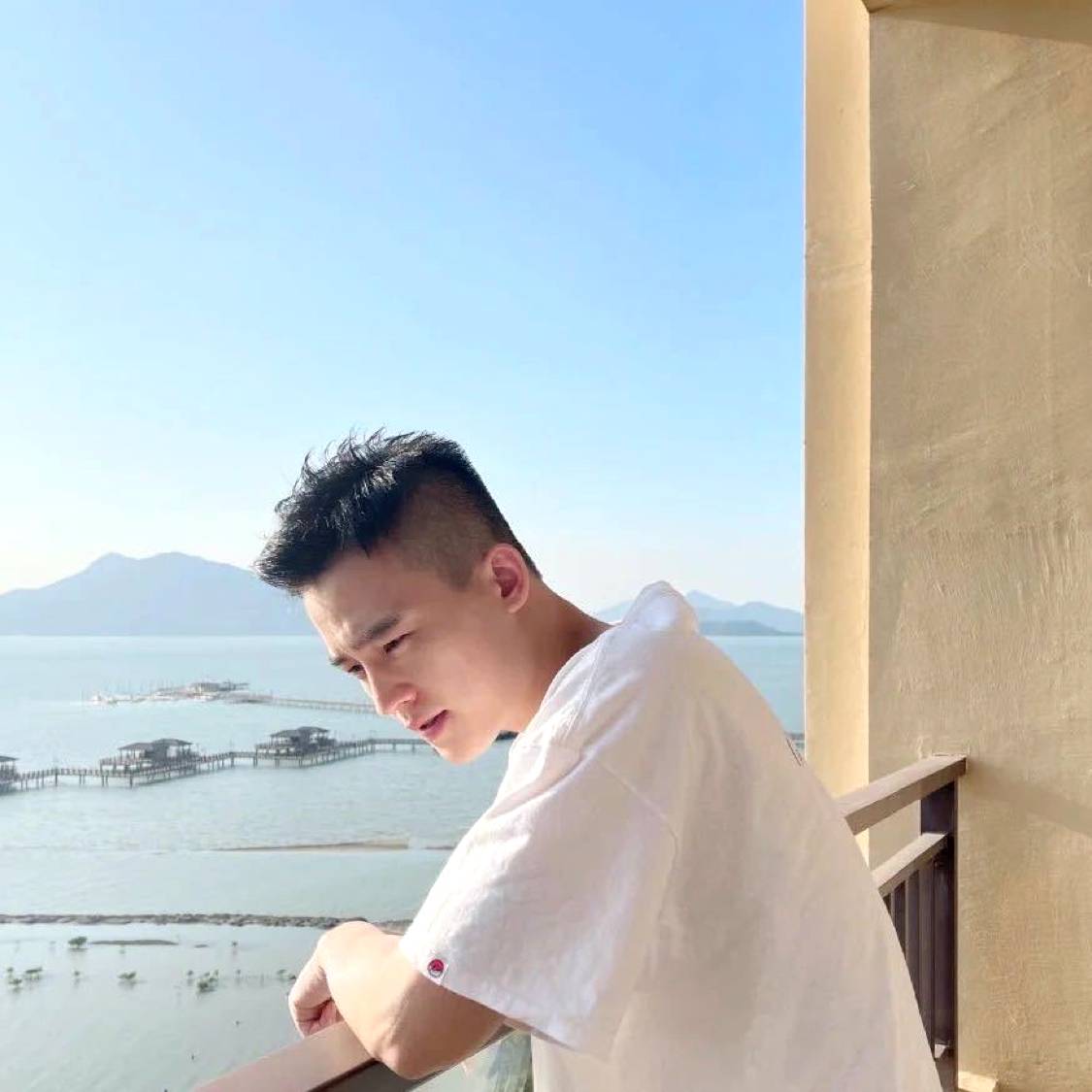 欧豪本豪的照片