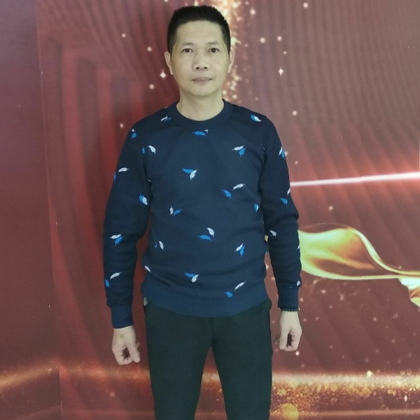 青衣生动的照片