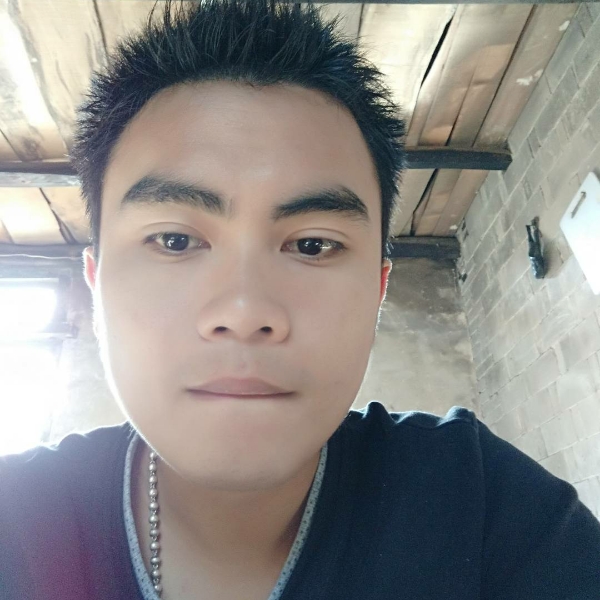 期待与黯然的照片