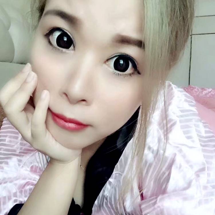 深情向航空的照片