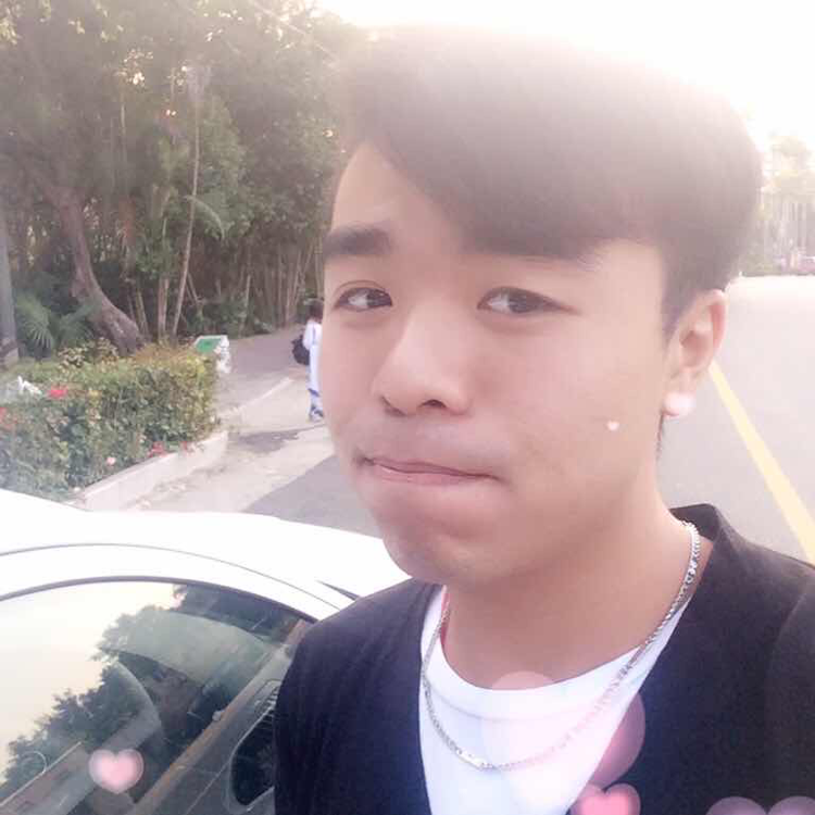 ..龙仔的照片