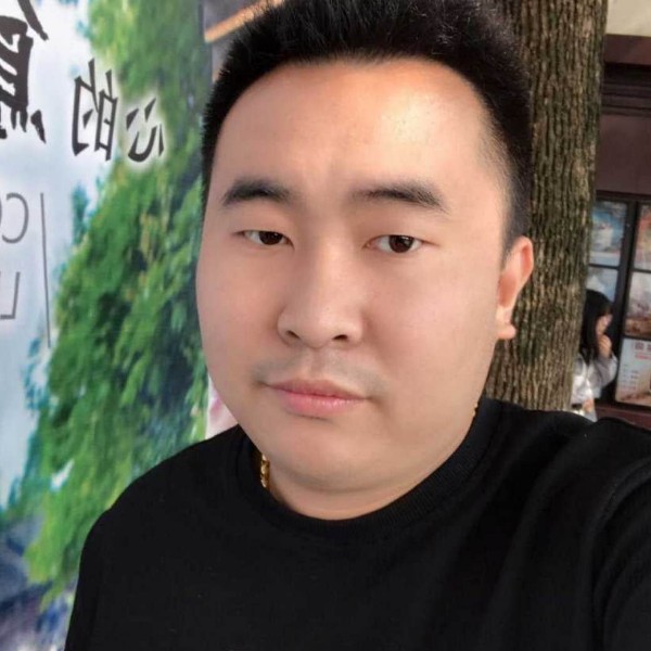 等待下一站的…的照片