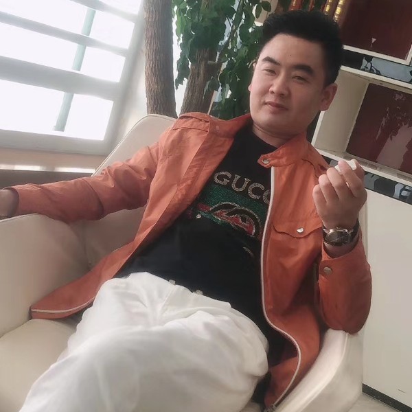 眼神愿任性的照片