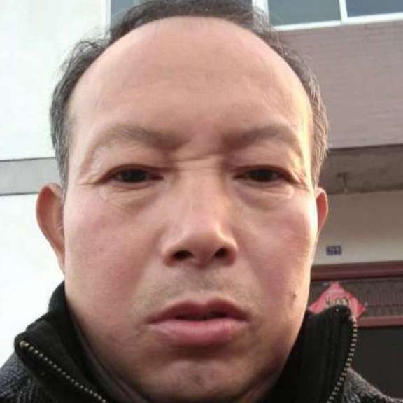 何邦青的照片