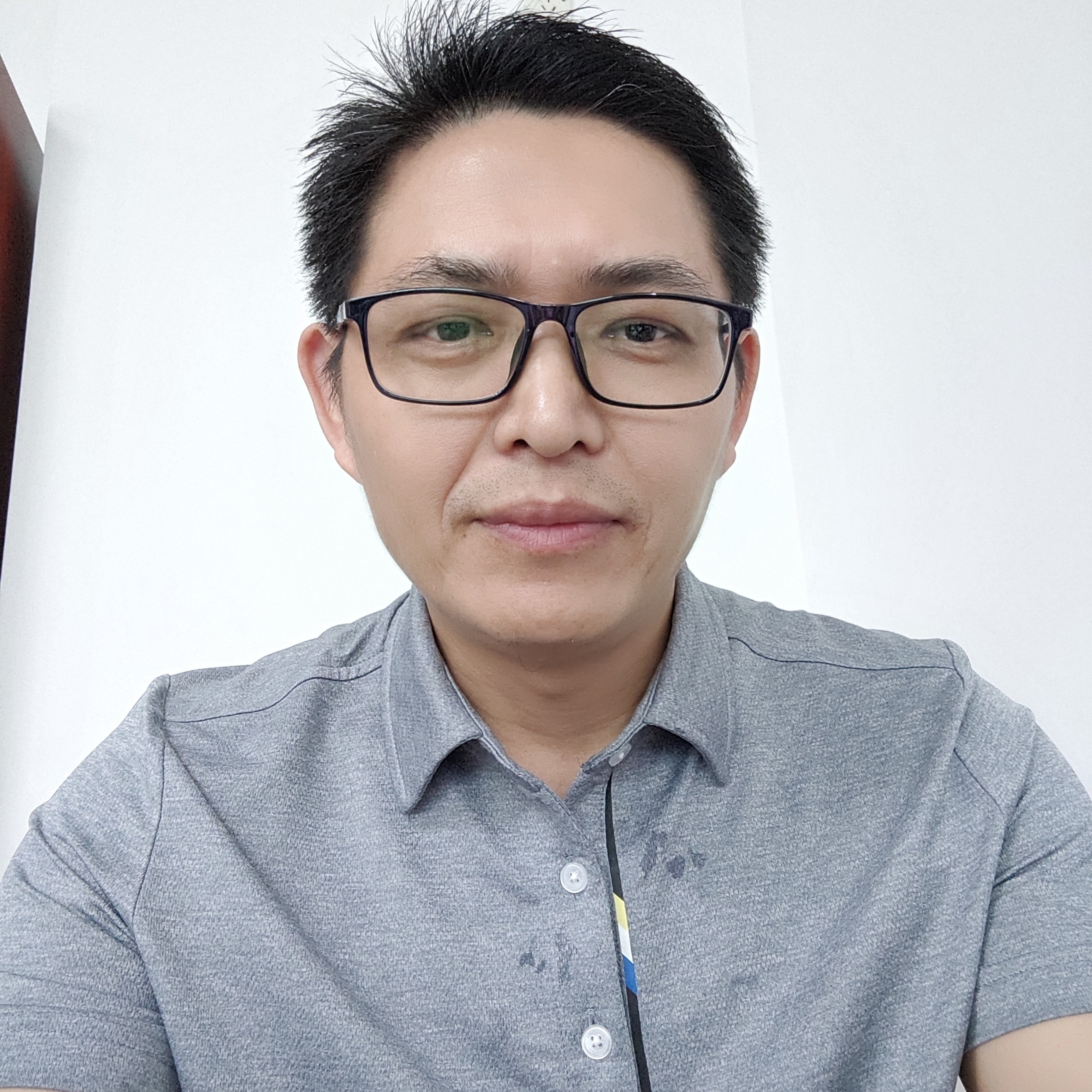 暧昧演变小松鼠的照片