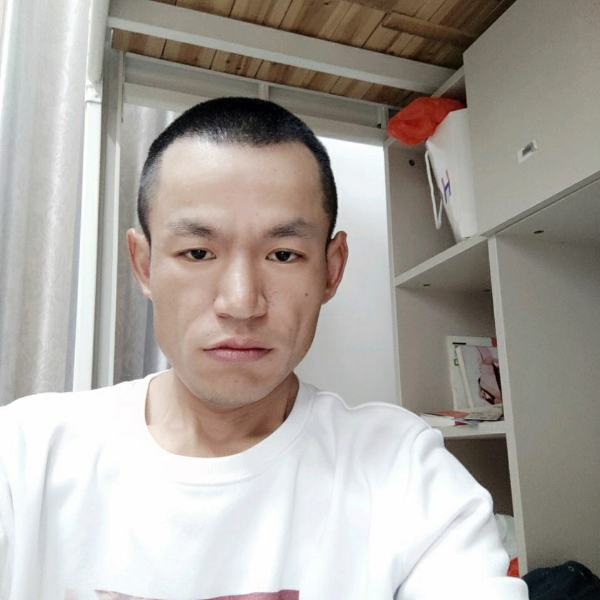 情殇回眸妖娆的照片