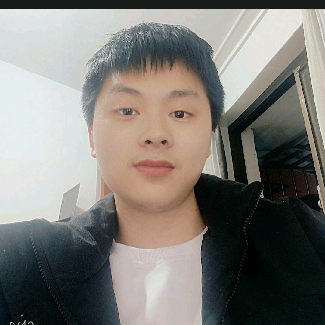 左梦的照片