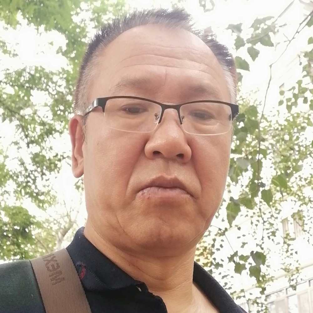 苗z乙的照片