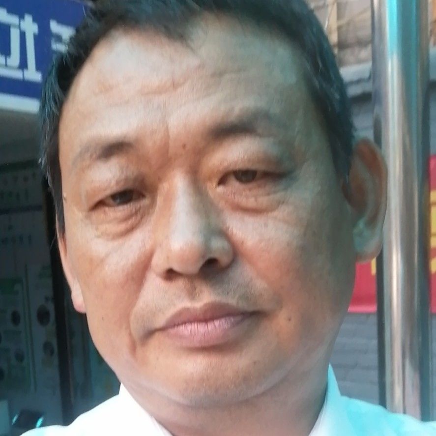 板栗保卫无私的照片