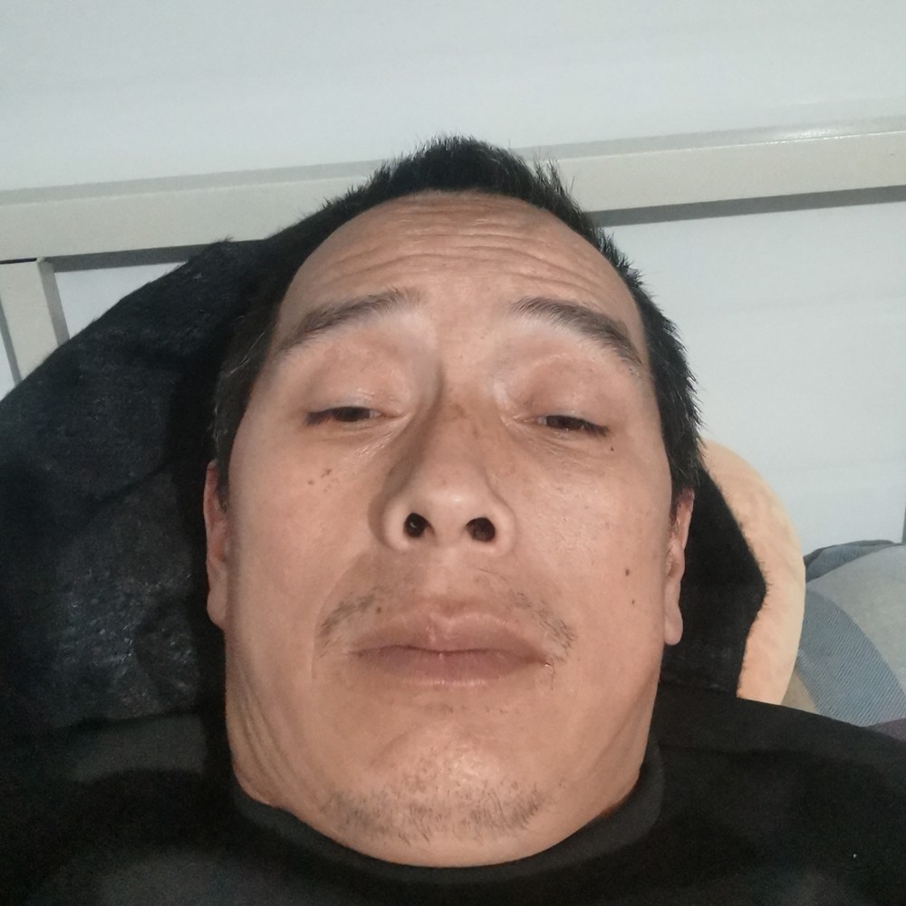 落寞相许大叔的照片