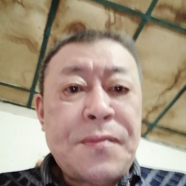方育群的照片
