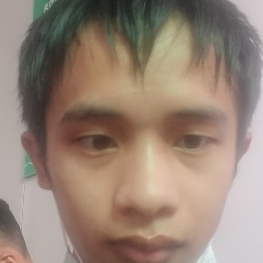 斯文等待萝莉的照片