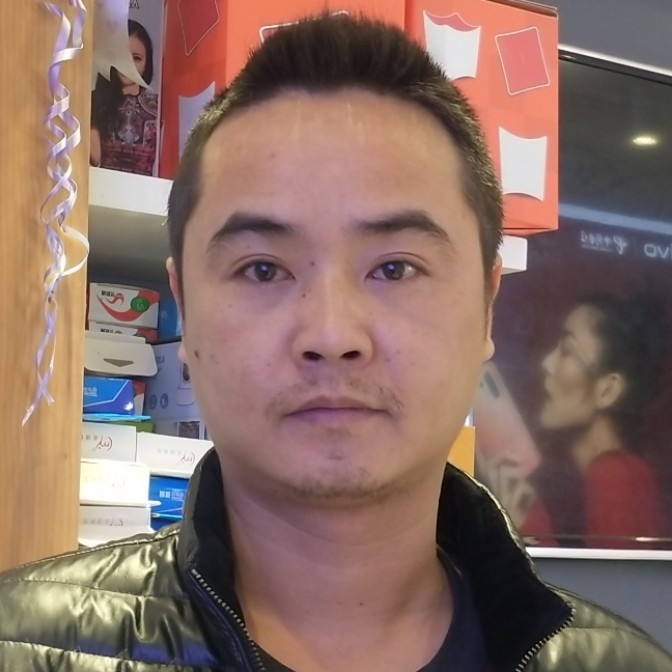 矫情停止萝莉的照片