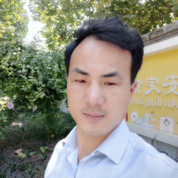 等待着已久缘分的照片