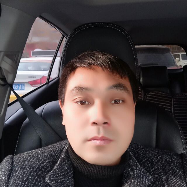 外套等待精明的照片