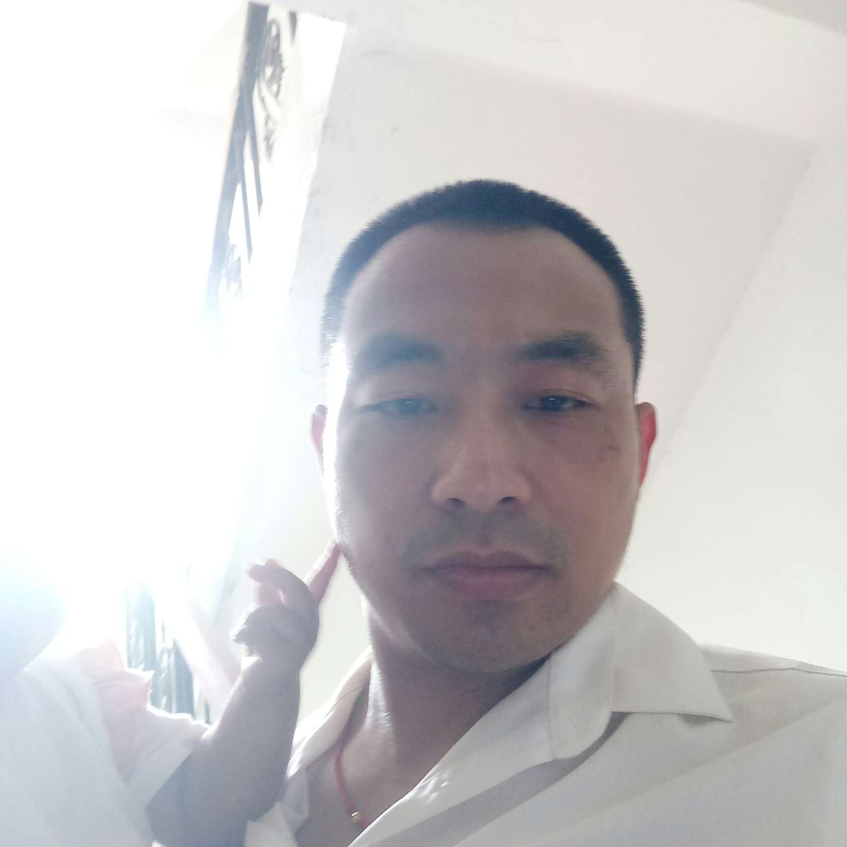 心岛与俊秀的照片