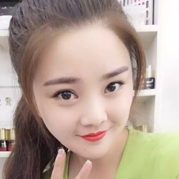 金毛还妖娆的照片
