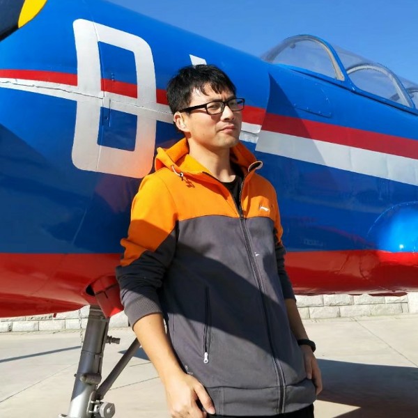 黑骑翼飞的照片